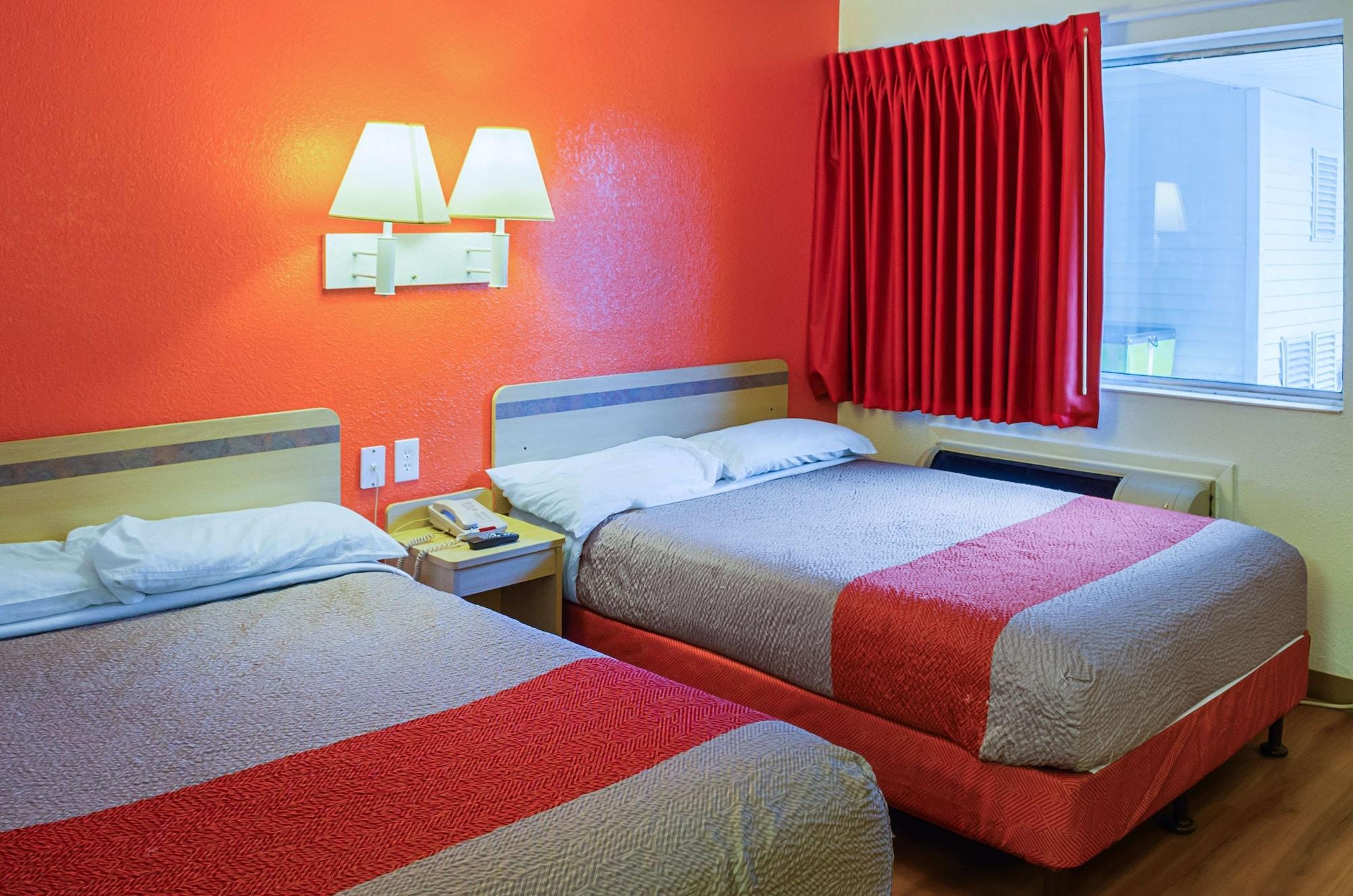 West Ashley Inn ชาร์ลสตัน ภายนอก รูปภาพ