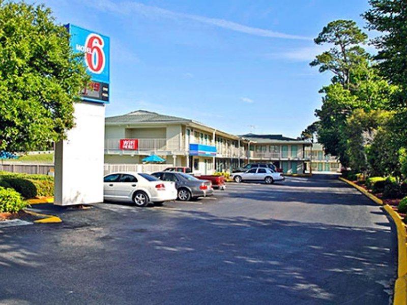 West Ashley Inn ชาร์ลสตัน ภายนอก รูปภาพ